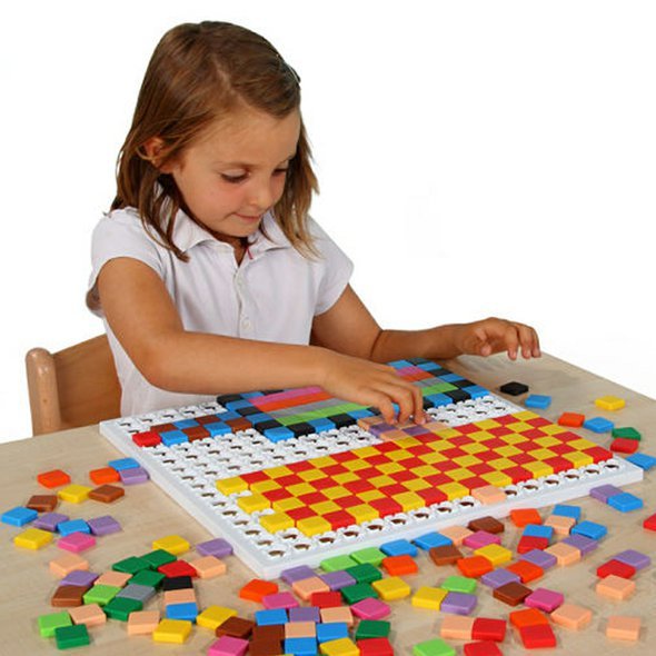 Čtvercová mozaika – na jemnou motoriku a představivost