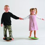 Dřevěný balanční disk "Polokoule" B - rovnovážná hra pro děti