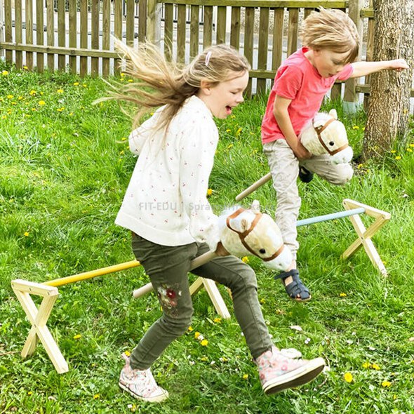 Překážková dráha pro hobby horsing a agility