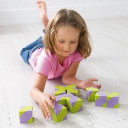 Vzorované kostky "Les" - hra na prostorovou představivost