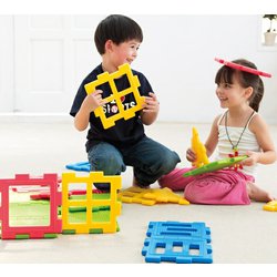 Konstrukční bloky "28" - veliká stavebnice pro děti