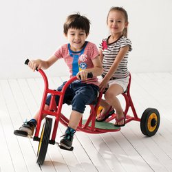 Taxi - šlapadlo pro školská zařízení, certifikát TÜV