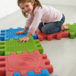 Taktilní krychle - velká dětská stavebnice a hra na dotykové vnímání