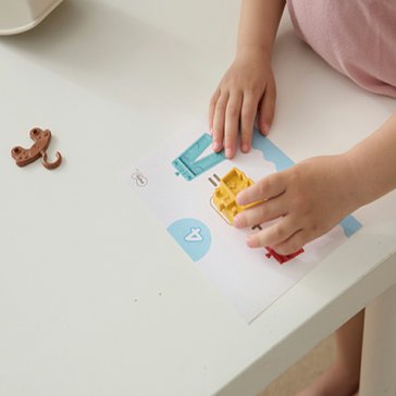 Elfí věšáček - hra na rovnováhu a čísla