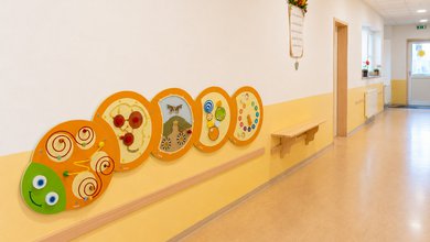 nastenne-hry-materska-skola-chodba-realizace_fast_e8a579.jpg