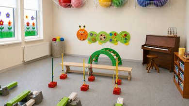 vybaveni-salu-pro-rytmicka-cviceni-v-materske-skole-realizace_fast_d2029d.jpg