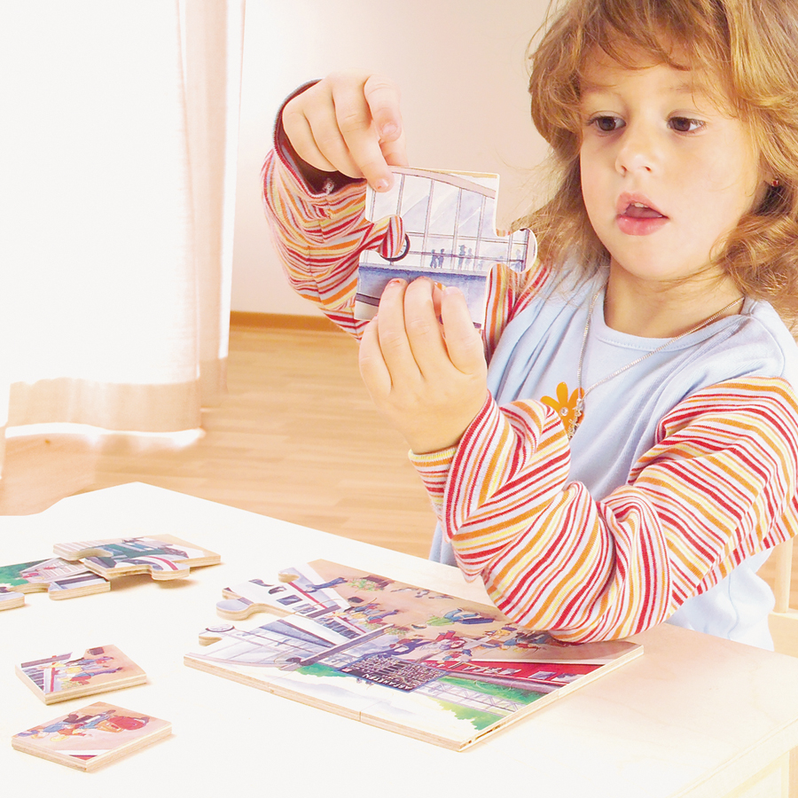 Klasické dřevěné puzzle