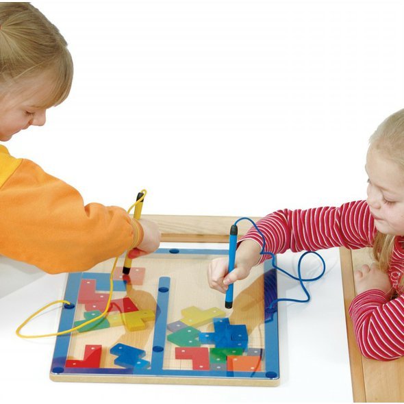 Tetrolino - magnetická hra s tvary, barvami a jemnou motorikou