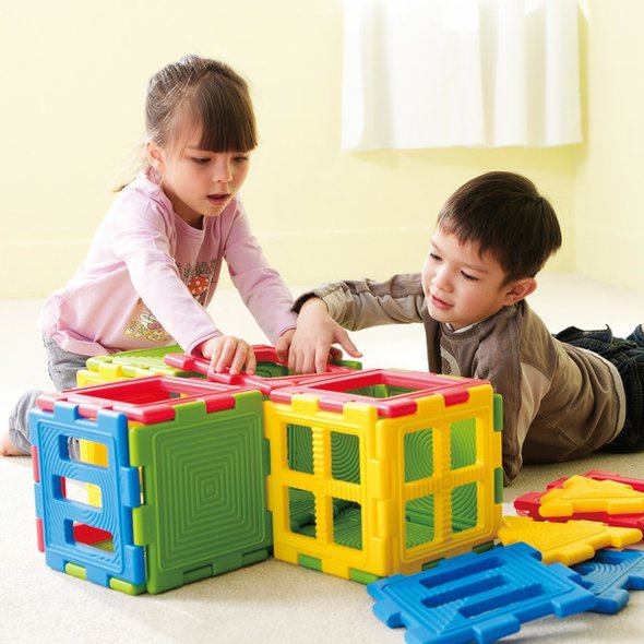 Konstrukční bloky "28" - veliká stavebnice pro děti