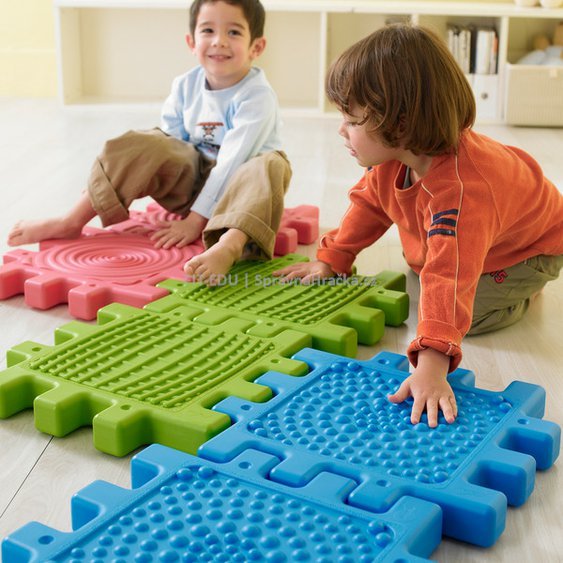 Taktilní krychle - velká dětská stavebnice a hra na dotykové vnímání