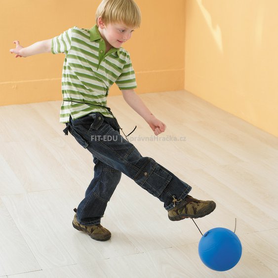 Závěsný míč - Ø 20 cm, pro nácvik házení, chytání, kopání
